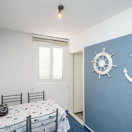 & Alan Guest house 2*